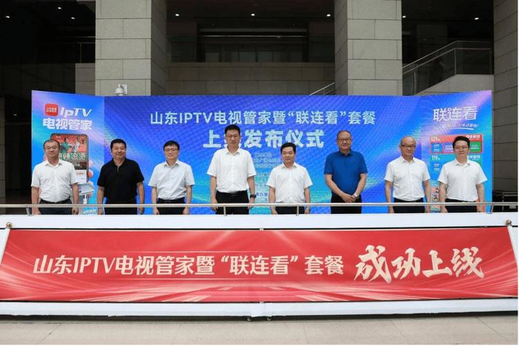 超短裙少妇丰满秘书av的相关介绍