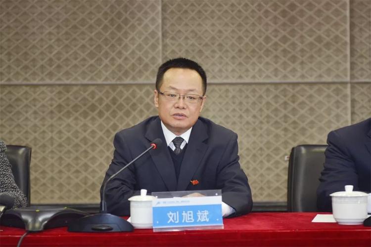 亚洲少妇熟女一区二区的相关介绍