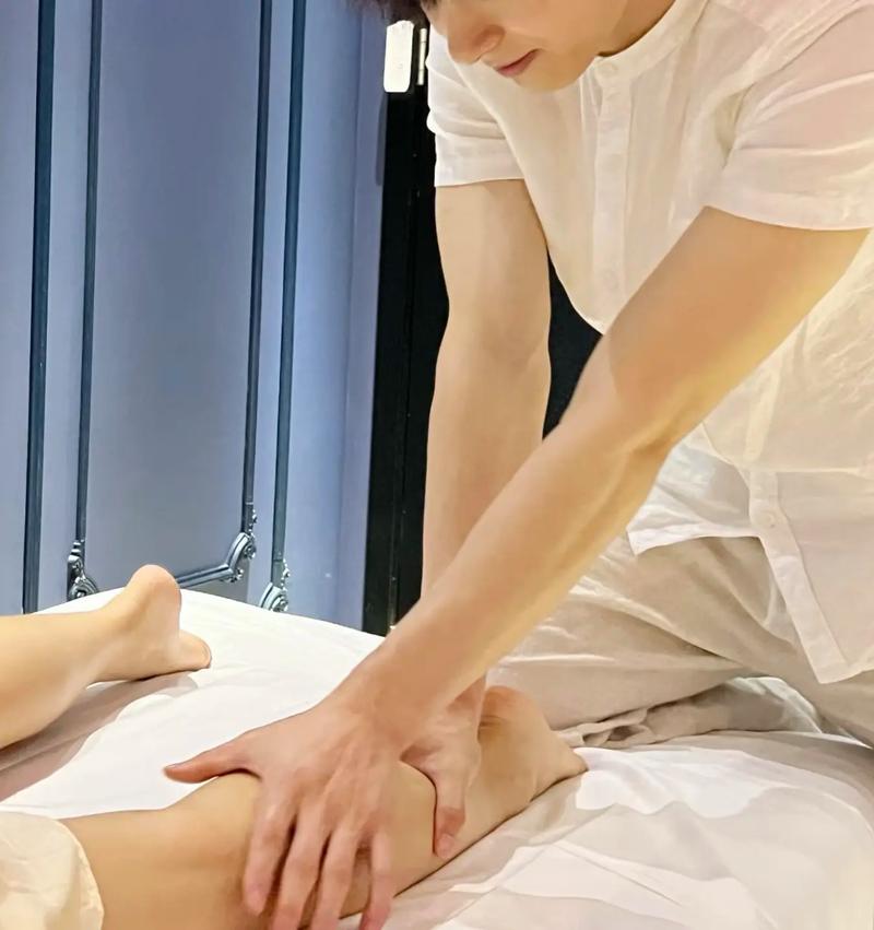 街头搭讪人妻一区二区的相关介绍