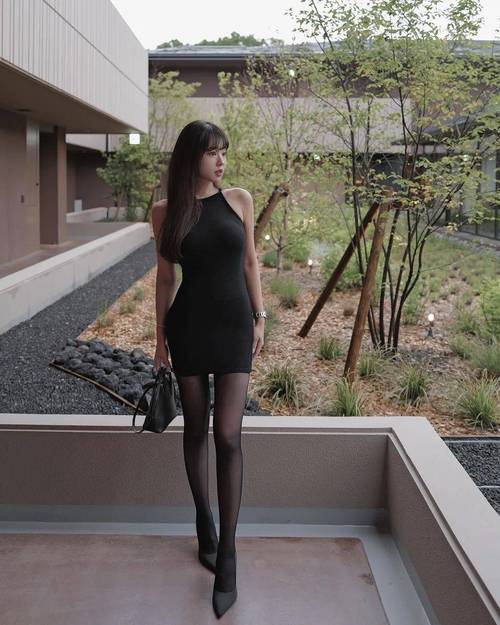 亚洲少妇片的相关介绍