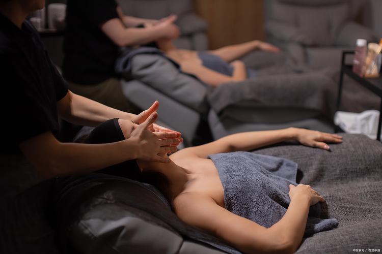 人妻,少妇,熟女的相关介绍