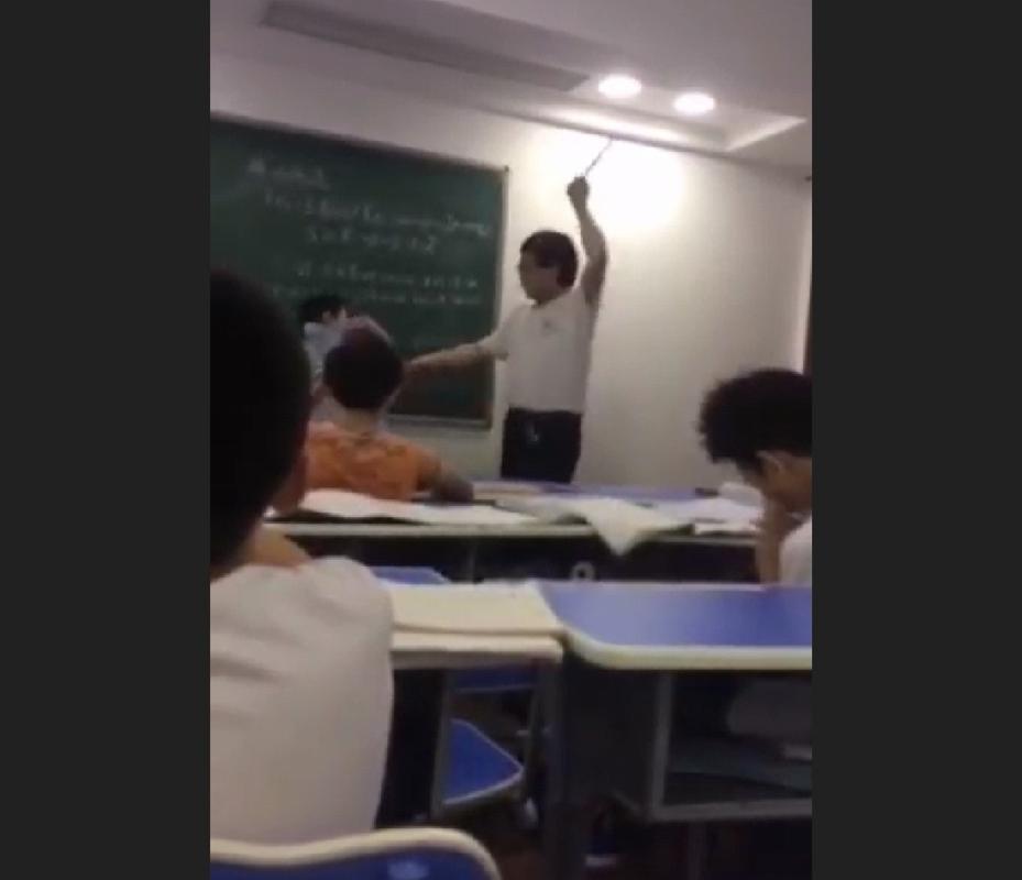 少妇aaaaaa片免费看的相关介绍