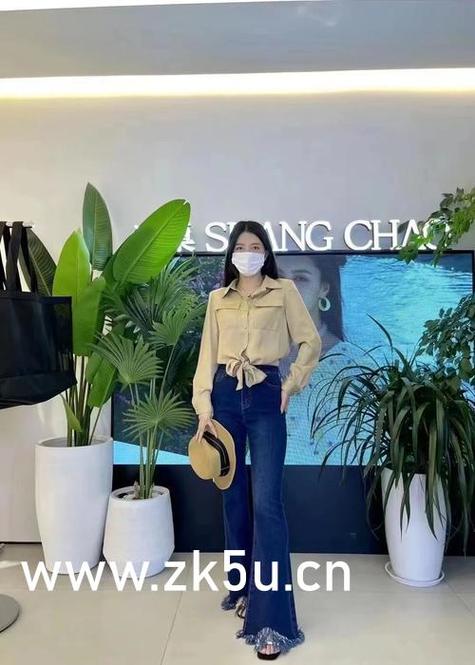 黄色电影院的相关介绍