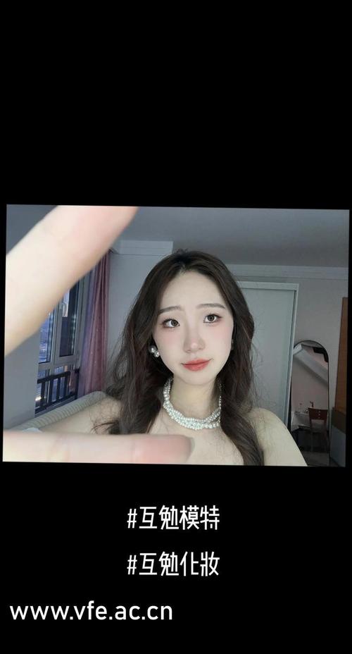 伊人av黑丝的相关介绍