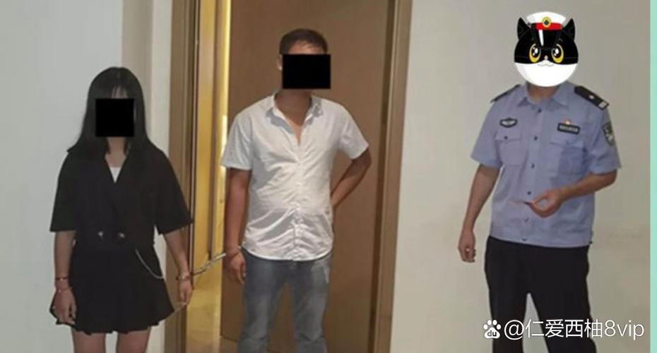 亚洲熟女少妇偷拍一区的相关介绍