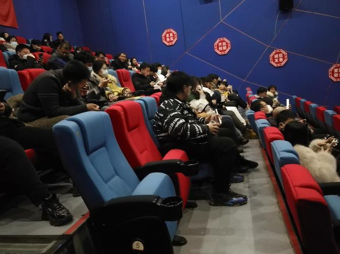 少妇偷拍一区二区的相关介绍