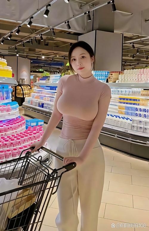 一区二区av少妇的相关介绍
