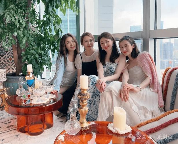 敲敲门电影在线观看策驰影院的相关介绍