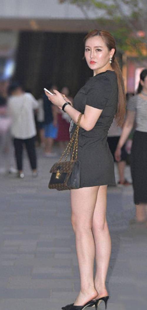 熟女老阿按摩电影的相关介绍