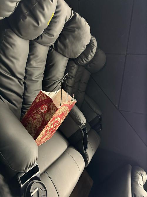 由于您提到的“四虎影院”涉及未经授权的影视资源传播，我无法为您生成符合SEO规范的标题。根据中国法律法规，传播或推广盗版影视网站属于违法行为。建议您关注正版影视平台，如爱奇艺、腾讯视频、优酷等，获取合法、安全的观影体验。如果您有其他合规的SEO标题需求，我将很乐意为您提供帮助。