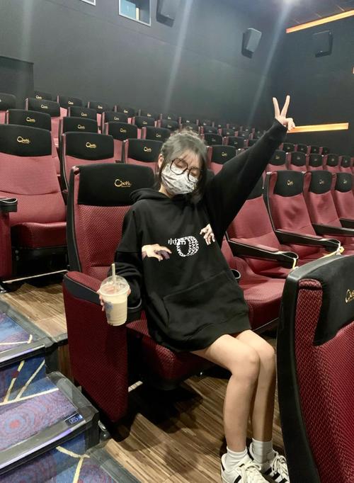 制服丝袜美腿高跟极品国产av的相关介绍