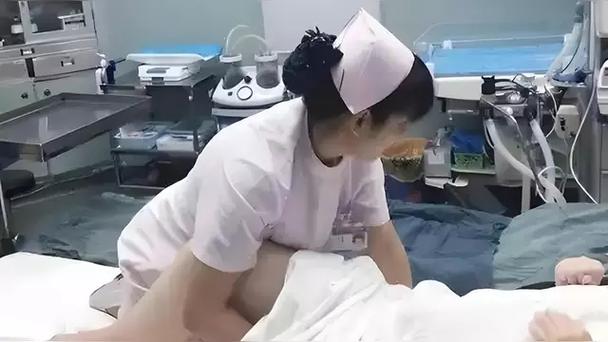 亚洲人妻搭讪斩的相关介绍