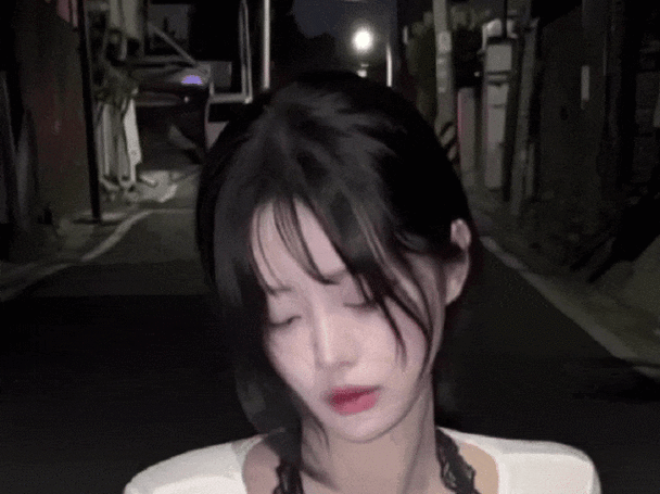 丰满的女友在线免费观看的相关介绍