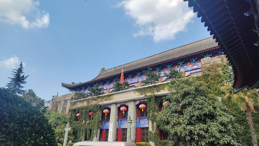 欧美熟妇bbbxxx的相关介绍