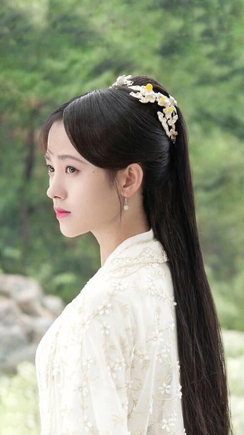 正在播放国产av剧情一女的相关介绍